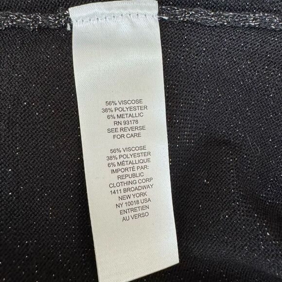 T Tahari metallic crew neck black sweater top high low size 3X NWT - Picture 5 of 7